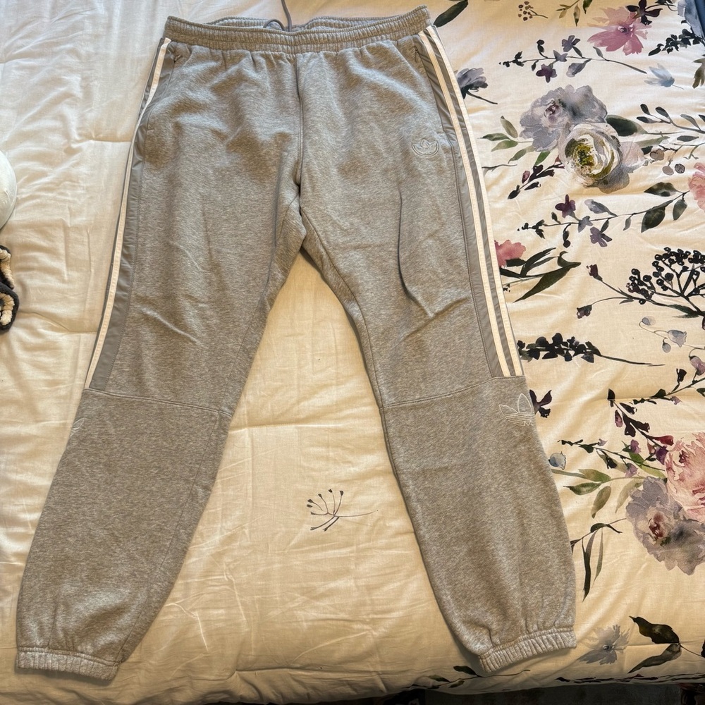 Adidas joggers
